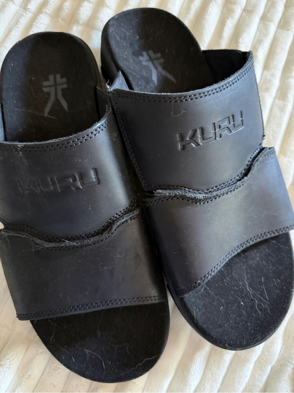 Kuru Mens Cove Slide sandals- Size 10